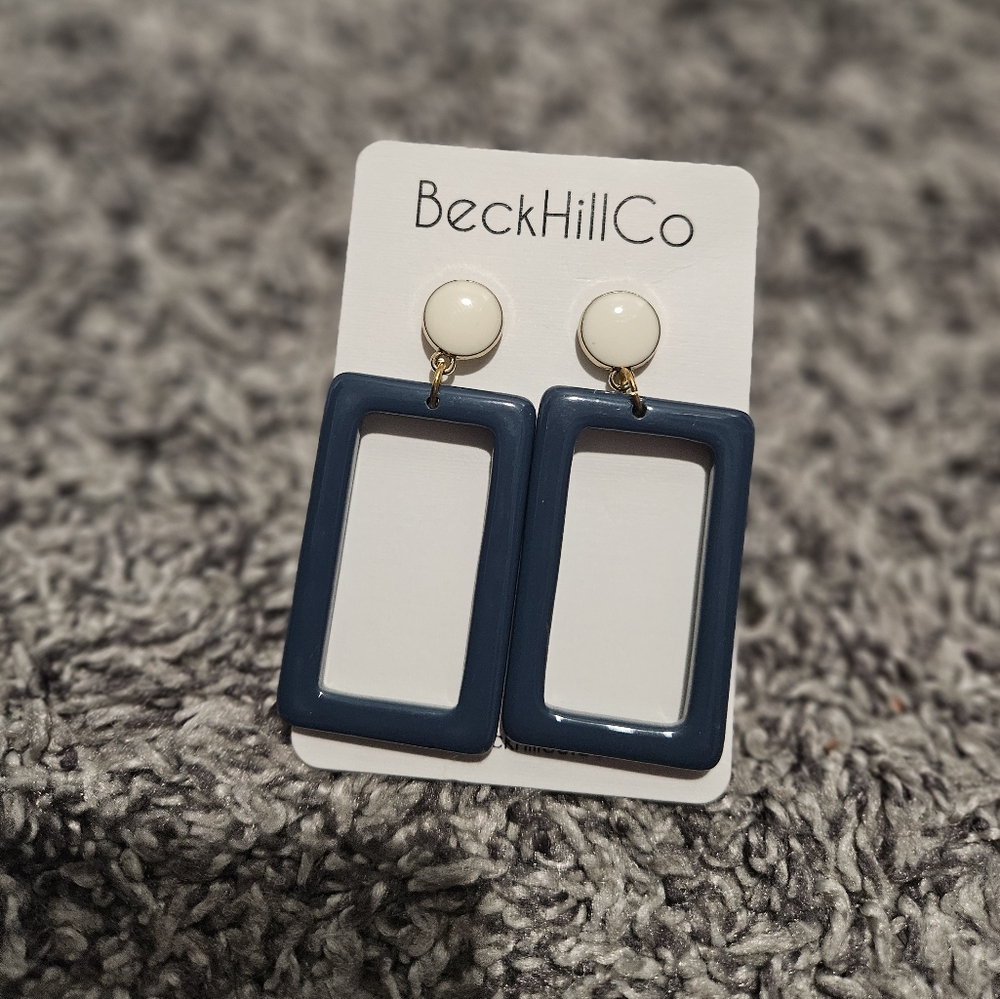 New navy and white earrings.